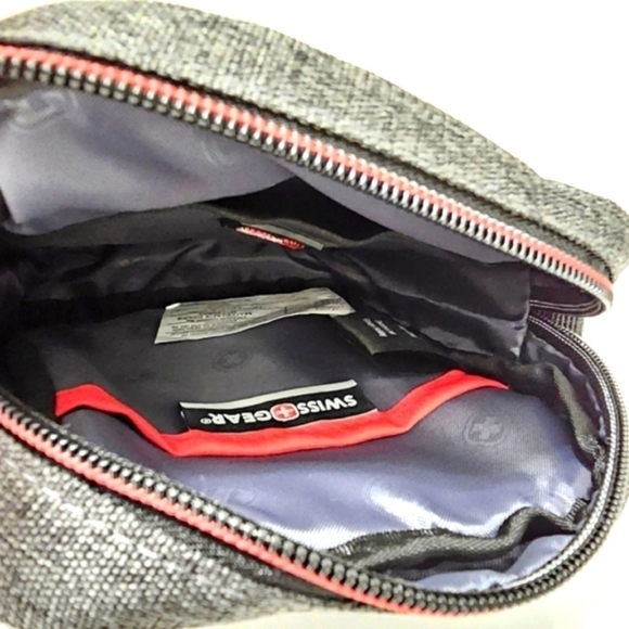 SwissGear Grey Small Crossbody Bag - Picture 5 of 14